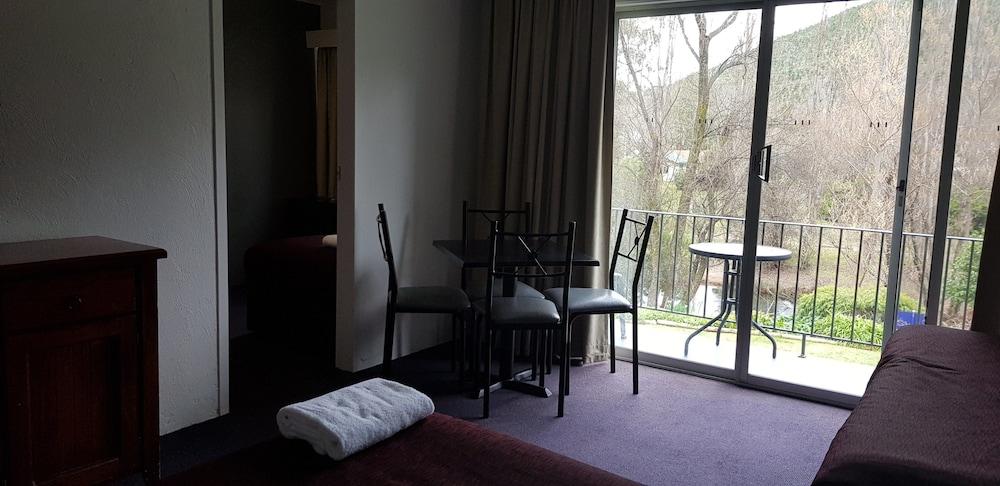Riverbank Park Motel 브라이트 외부 사진