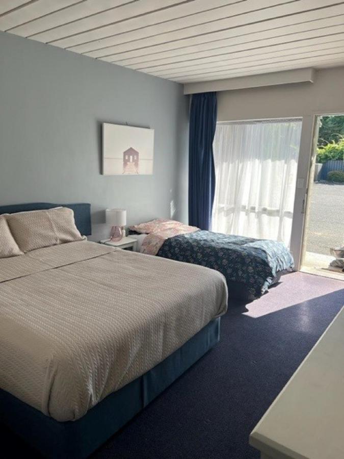 Riverbank Park Motel 브라이트 외부 사진